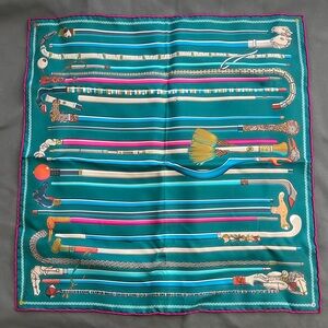 Hermes silk scarf 16x16”
Excellent condition